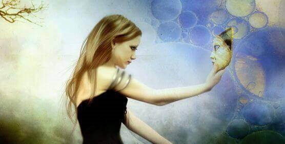 La Ley del espejo. KoncienciArte. El arte de tomar conciencia